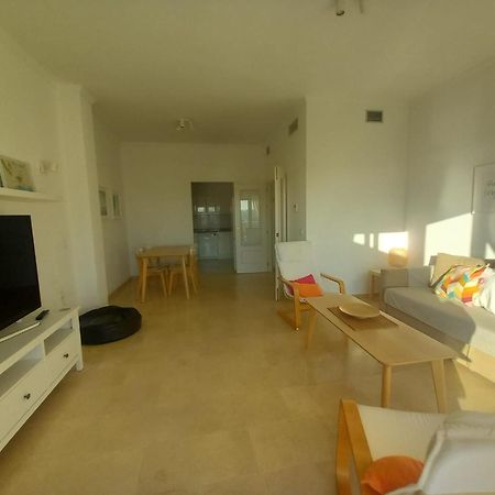 Amplio, Luminoso Y Moderno Apartamento Con Amplia Terraza Y Hermosas Vistas En Exclusiva Urbanizacion Benalmádena Exterior foto