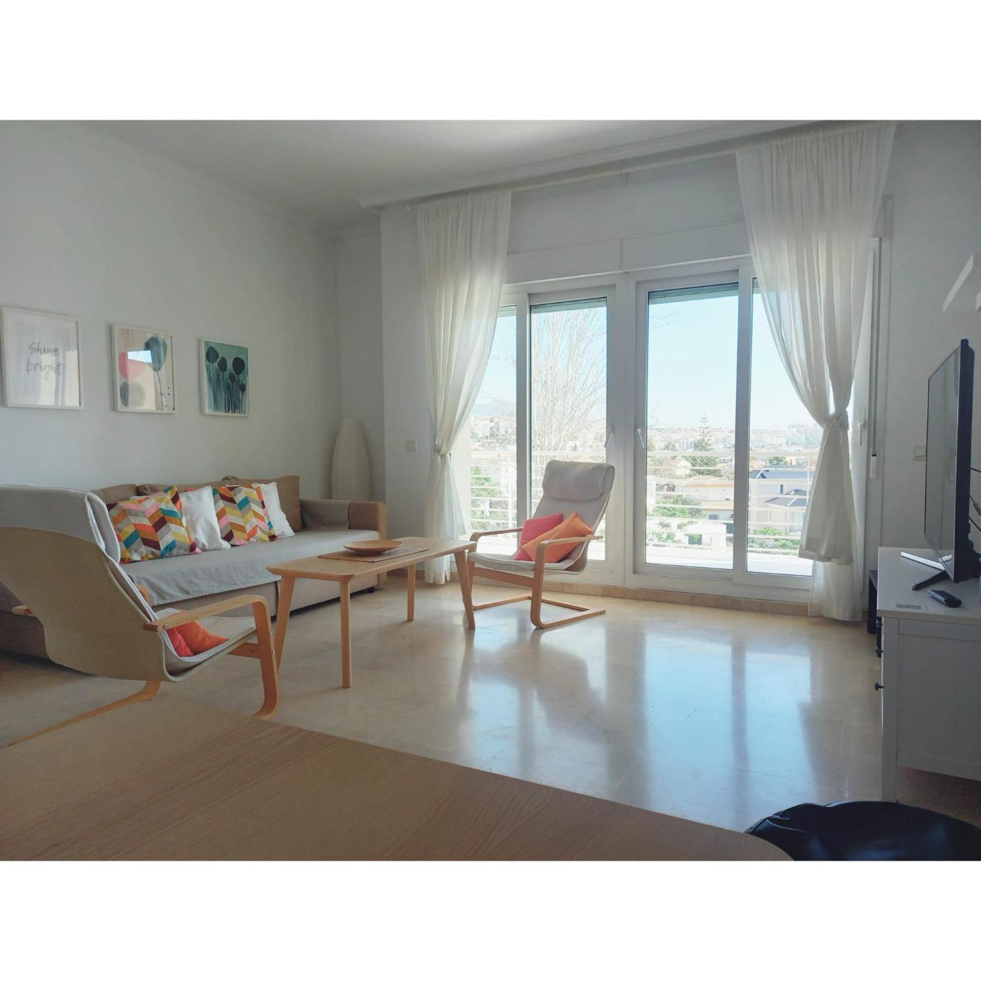 Amplio, Luminoso Y Moderno Apartamento Con Amplia Terraza Y Hermosas Vistas En Exclusiva Urbanizacion Benalmádena Exterior foto